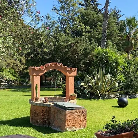 La Casa Del Torreon Bed & Breakfast *